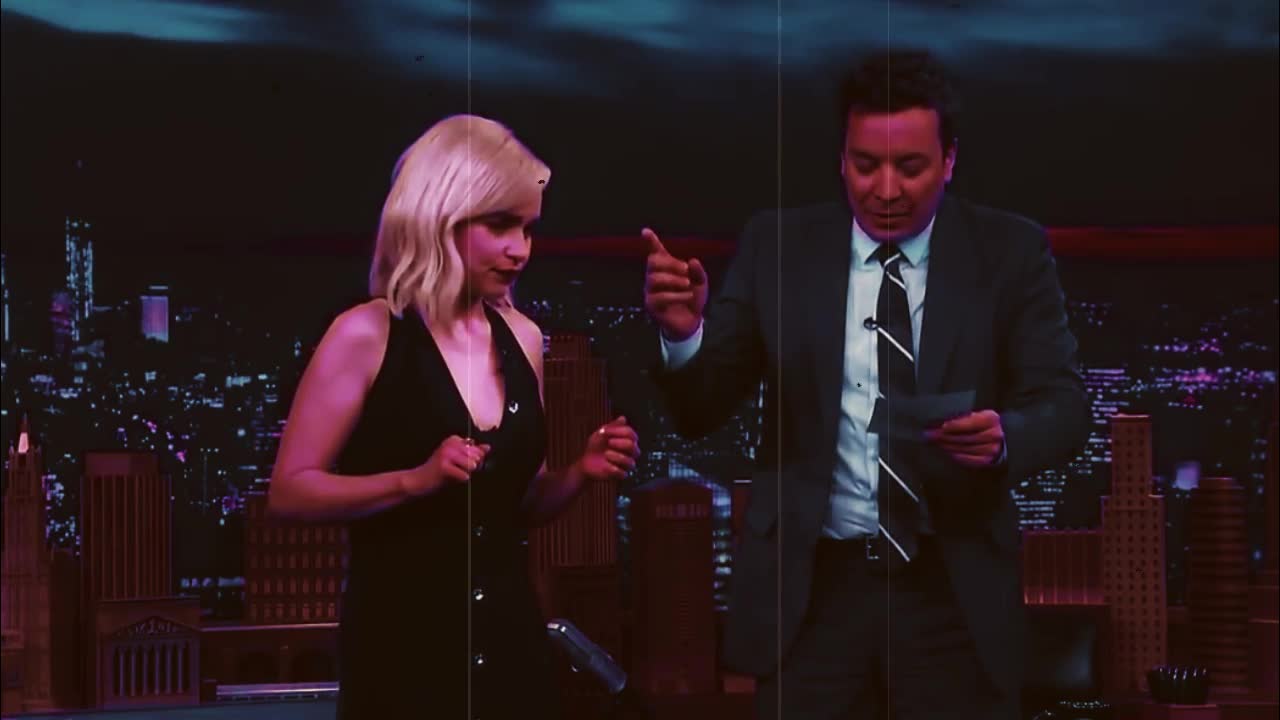 Emili Clarke funny moment and her secretase
