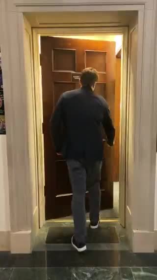 Congressman Troy Nehls Demonstrates Capitol Police Are Lying