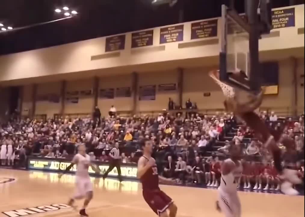 Basketball game