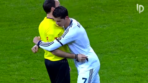 Cristiano Ronaldo vs Female Referees kissing funny video