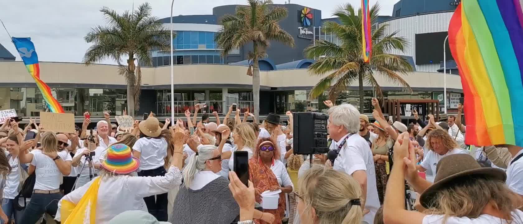 NSW Premier GladySS BerBinChicken resignation. Reclaim The Line at Twin Towns, NSW/QLD Australia.