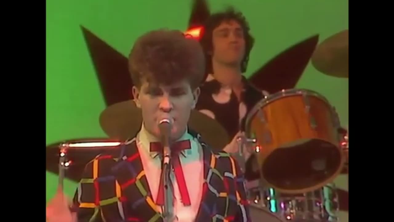 Nobody Takes Me Seriously, Split Enz 1980