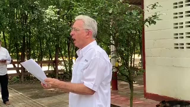 Uribe: “Mantendré la lucha por mi honorabilidad”