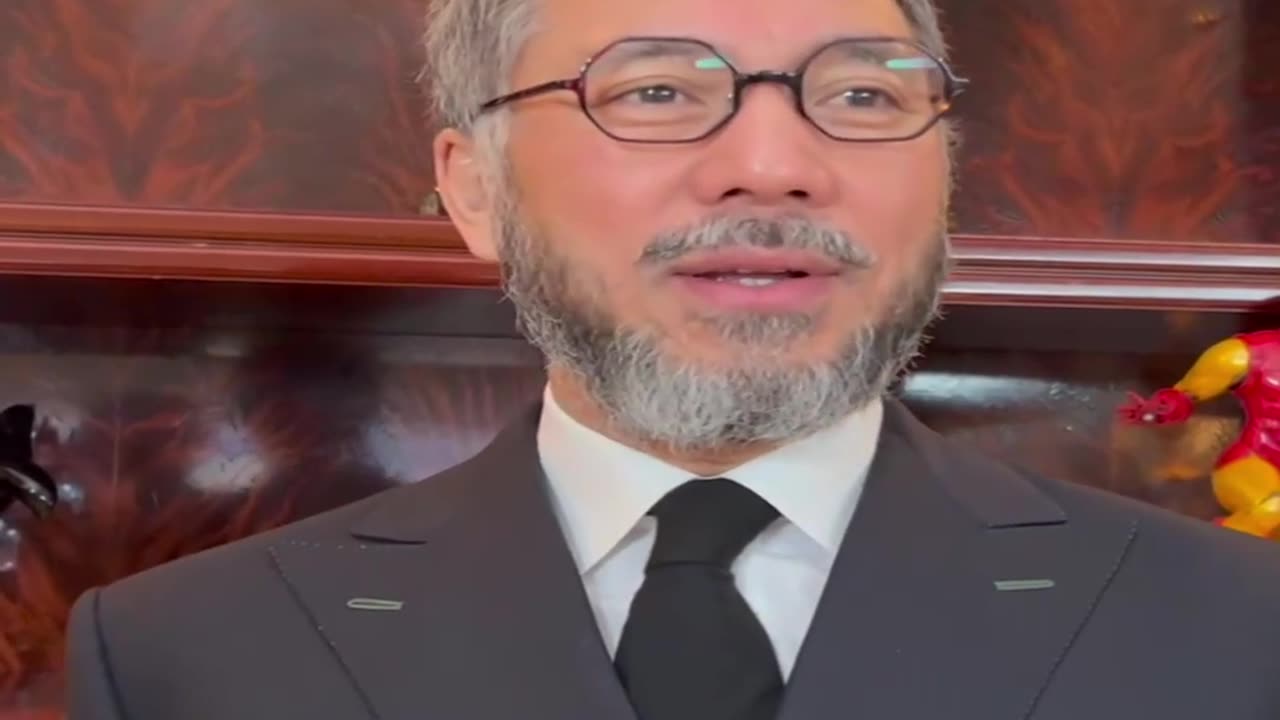 20230203文贵先生GETTR¹： #核心的核心：美国人永远不懂：资本主义以为最贵的最准的好，不能死人；中共不怕死人，死3亿5亿无所谓，用便宜耗掉你一切！