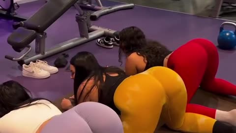 Yoga challenge hot babes||💧 showing there booty❣️💦💦