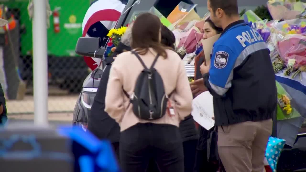 Candlelight vigil held for Grand Prairie officer killed in police chase