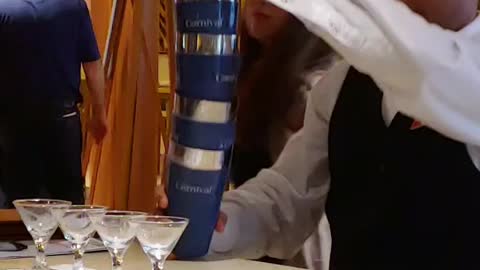 Quadruple martini pour