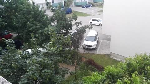 Pljusak je počeo i u Novom Zagrebu