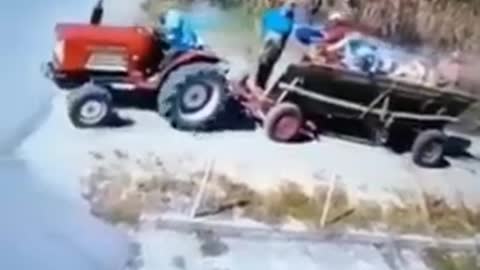 Tractor fail accident