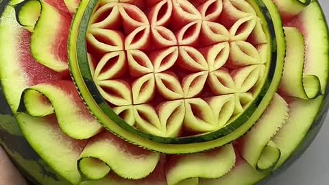 Oh, my God, it looks so good that I can't afford to eat it. It's so beautiful