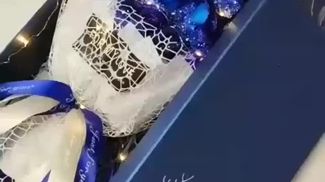 DIY Blue Ribbon Roses