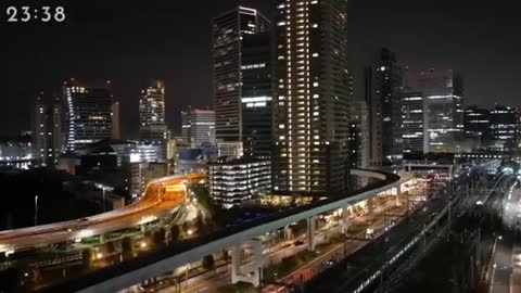 Earthquake hits Japan