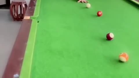 Snooker funny shot🤣🤣🤣
