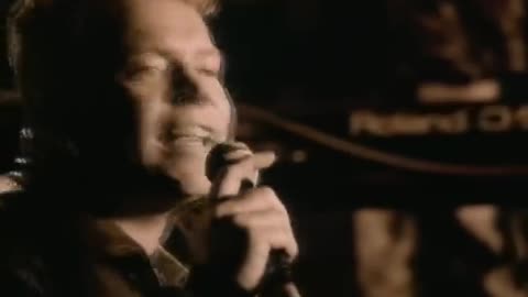 UB40 - Groovin' (Out On Life)