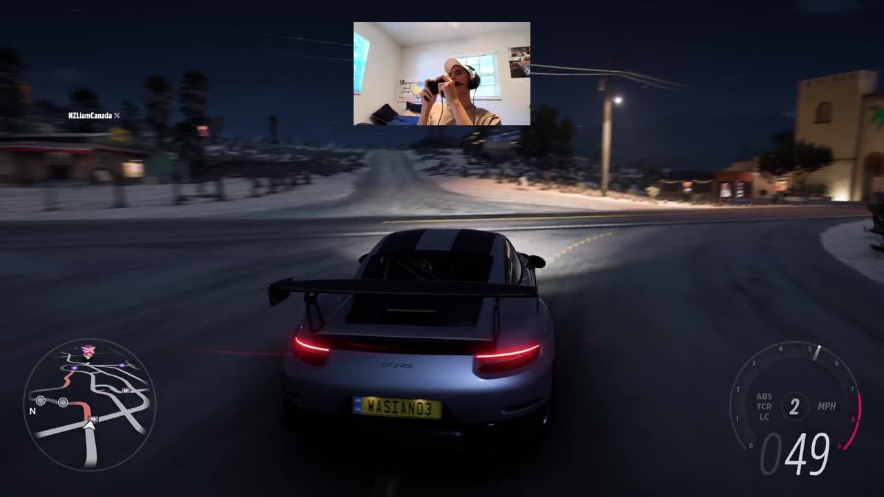 911 GT2 RS vs Bugatti Chiron - Ultimate Supercar Showdown