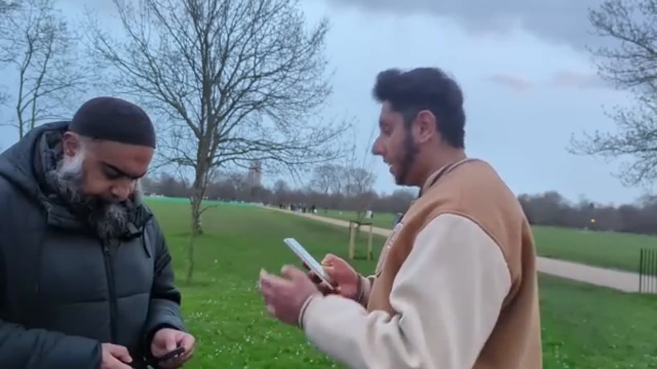 Ex-Muslim Ish confrontes Nazam