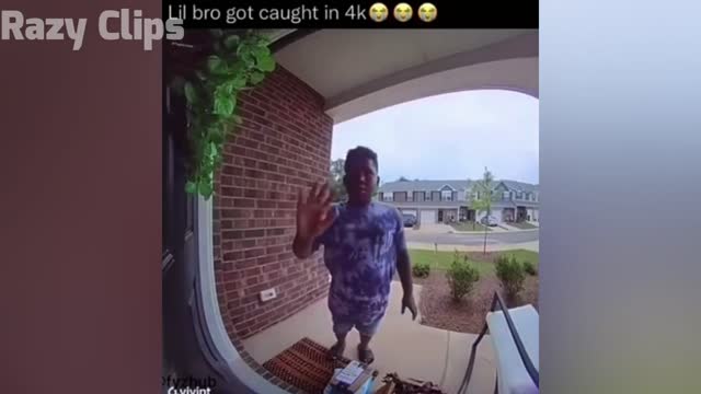 Try not to laugh 🤣🤣🤣