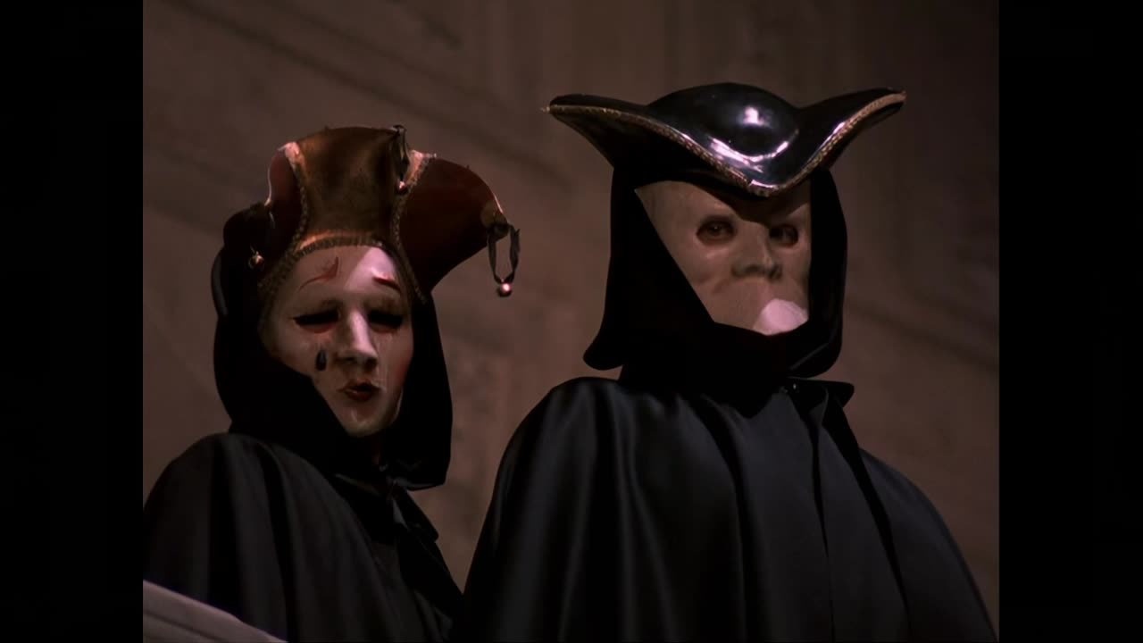 Eyes Wide Shut - Occult Ritual Scene