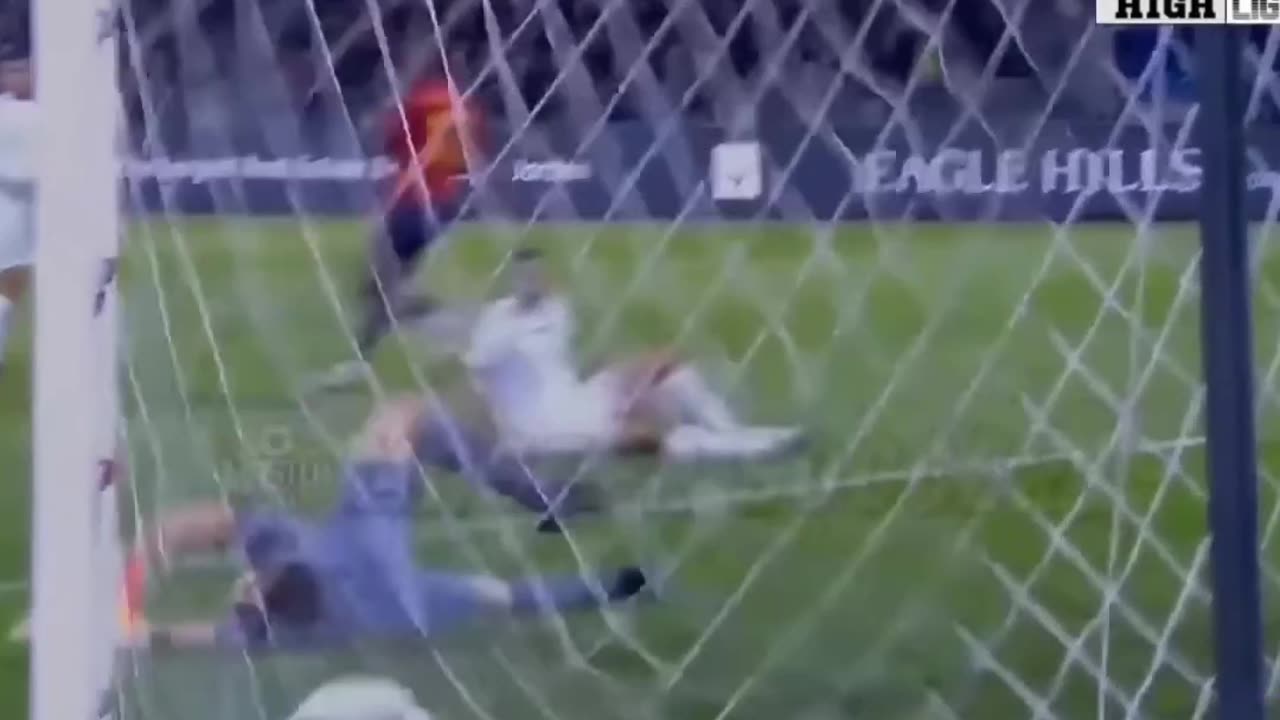 Amazing First International Goal_ Nico Williams Shines in Spanish Victory