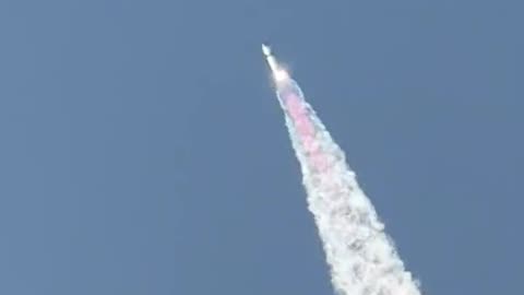 ロケット エンジンの最も驚くべき点は、爆発しないことがあるということです。それらを通過するパワーの量は心を驚かせます。