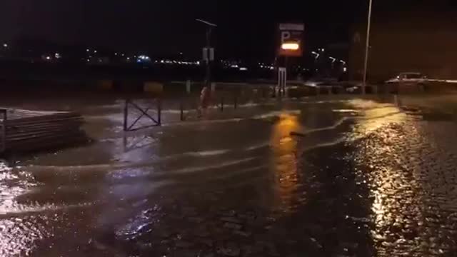 TempeteCiara in France: the Seine overflows in Rouen, the right bank quays are partially flooded