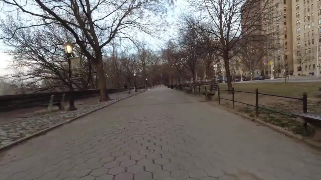 Odlazi Dr. Fauči, dosta je bilo prevara... Virus je opasniji od komaraca - 15 Januar