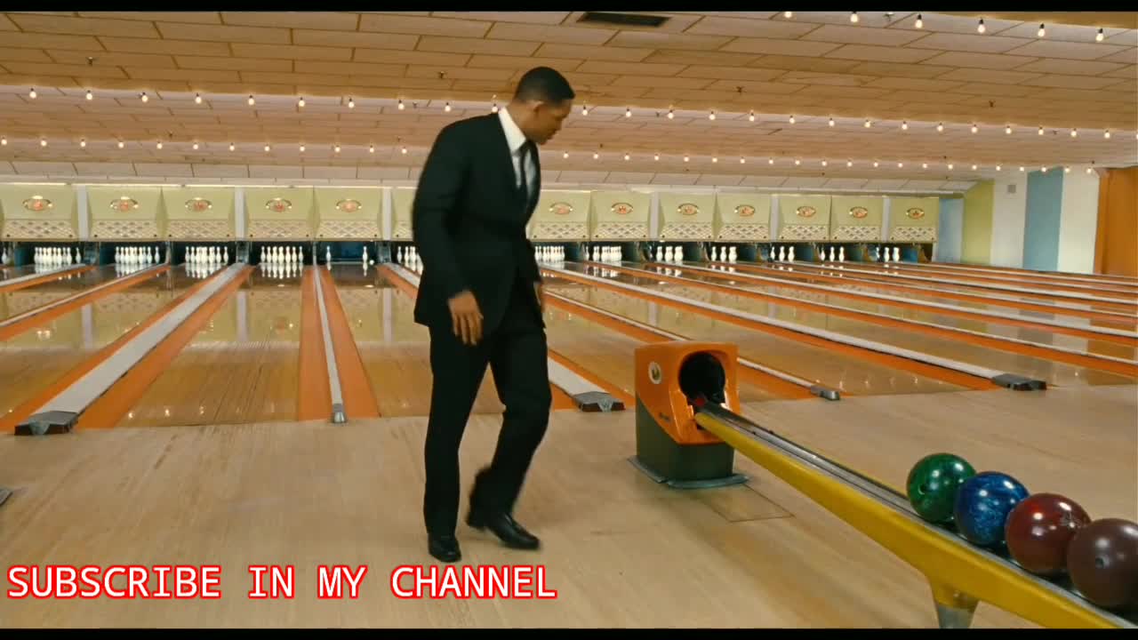 Movie - Men in Black - Funny scene from the bowling game