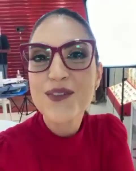 Propaganda Mercadão dos Óculos com Chris Flores em Goiorê(PR)
