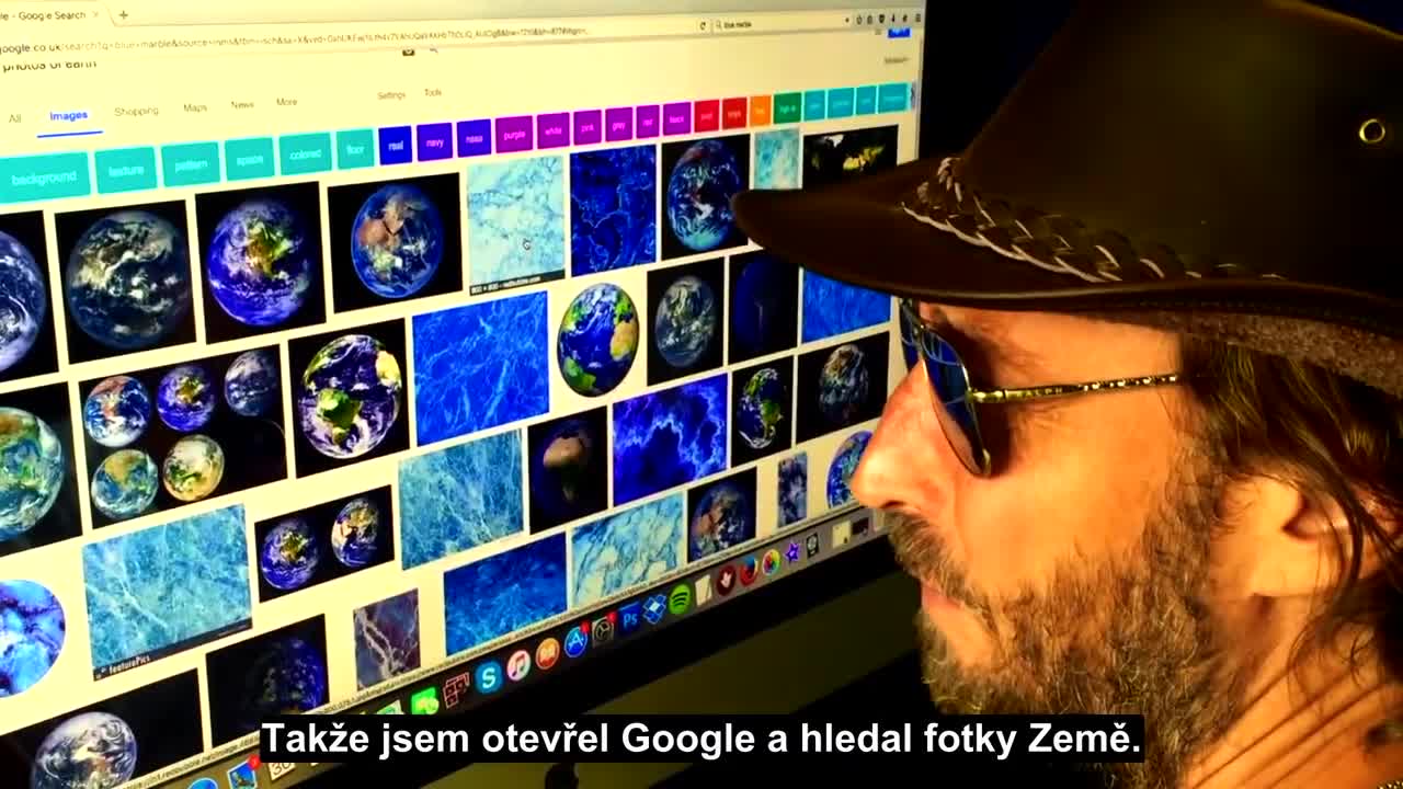 Nejsou žádné fotky Země