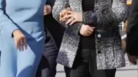 korea news.korea decay. 청와대 옷값.