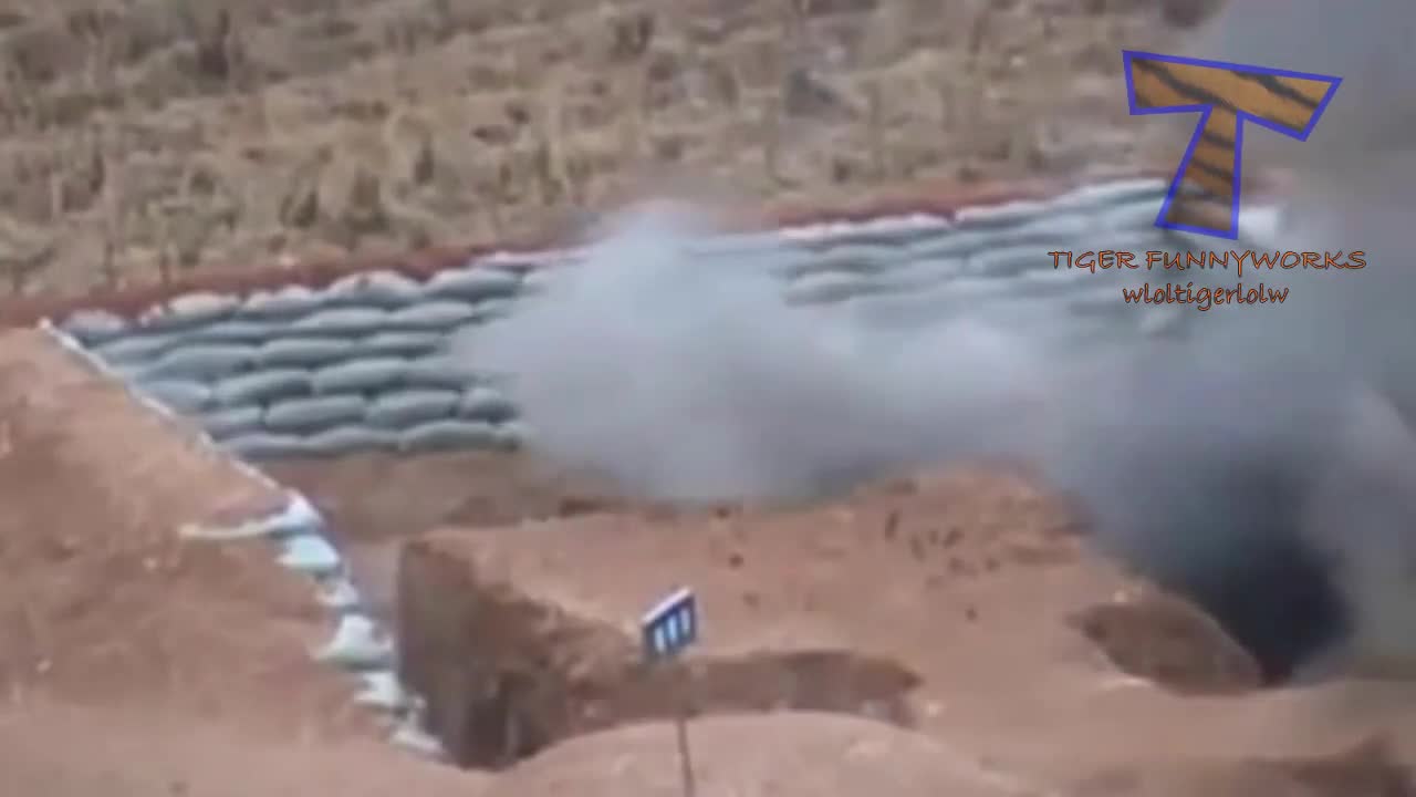 Funny Fails With Weapons