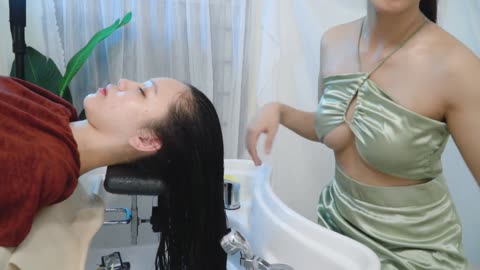 This is what I want to do, wash my hair and have a relaxing massage at LINN SPA