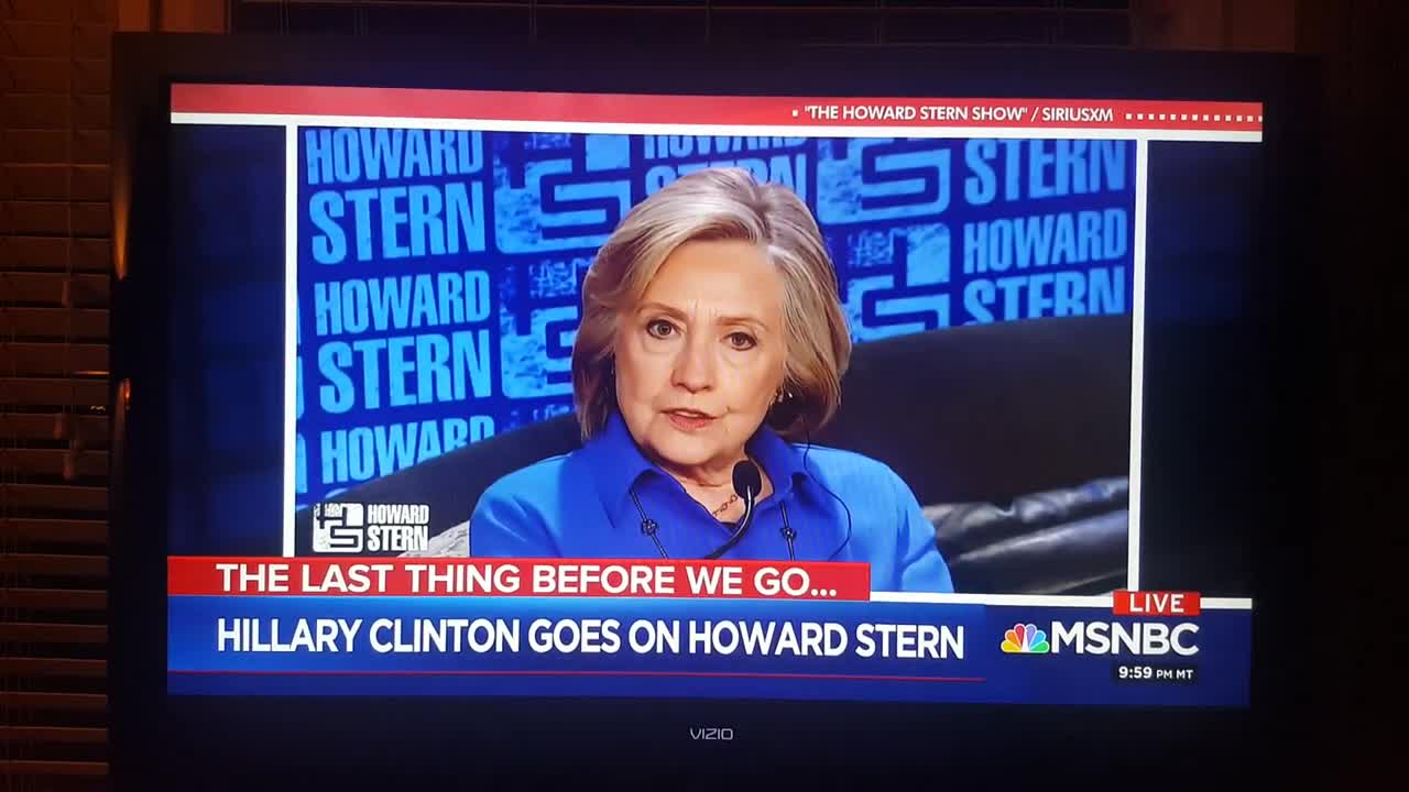 Hillary saying some funny shit😂