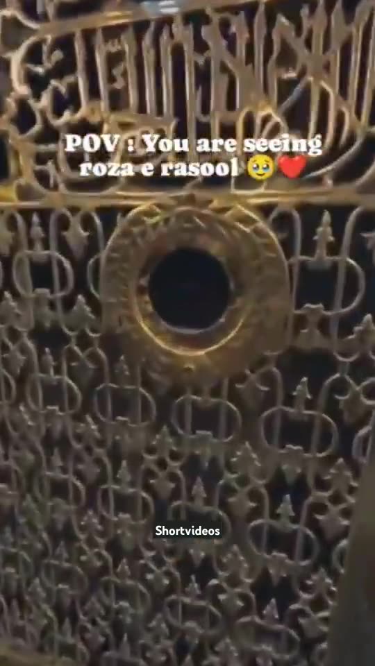 this scenery takes my heart.