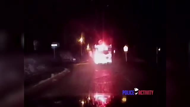 Dashcam Shows Seattle Police Chase Stolen Ambulance