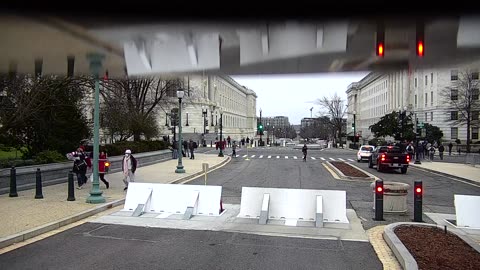 0672USCG00K25SouthBarricadeInbound_2021-01-06_08h19min32s297ms.mp4