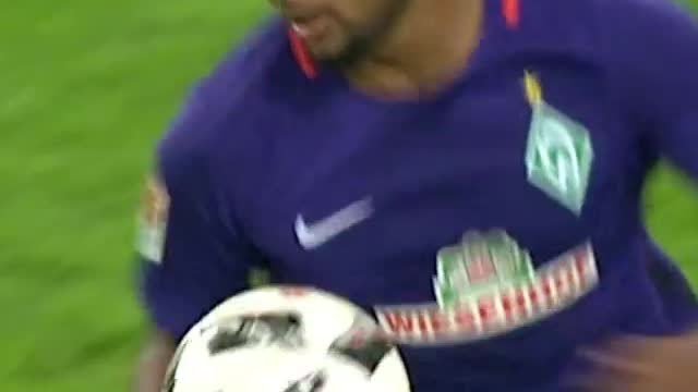 Nice kick from outside the area, amazing !!