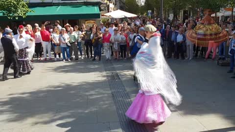 Dancing Grannies | Madrid Spain | Street Performers