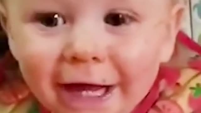 Funny Baby Videos playing