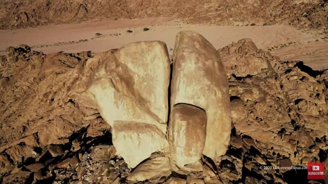 Rock at HOREB Discovered in SAUDI ARABIA?!?