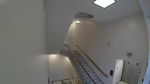 3150RHOB01Stair8_2021-01-06_16h00min02s887ms.mp4