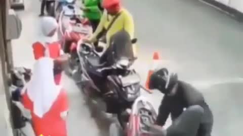 Guy Forgot Bike Seat