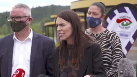 Jacinda Ardern Cuts and Runs From Presser After Questioned On Failing Israel Vaccination Program