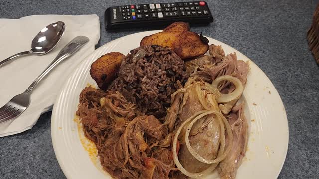 MEAL OF THE DAY CUBAN RESTAURANT BAYTOWN TEXAS