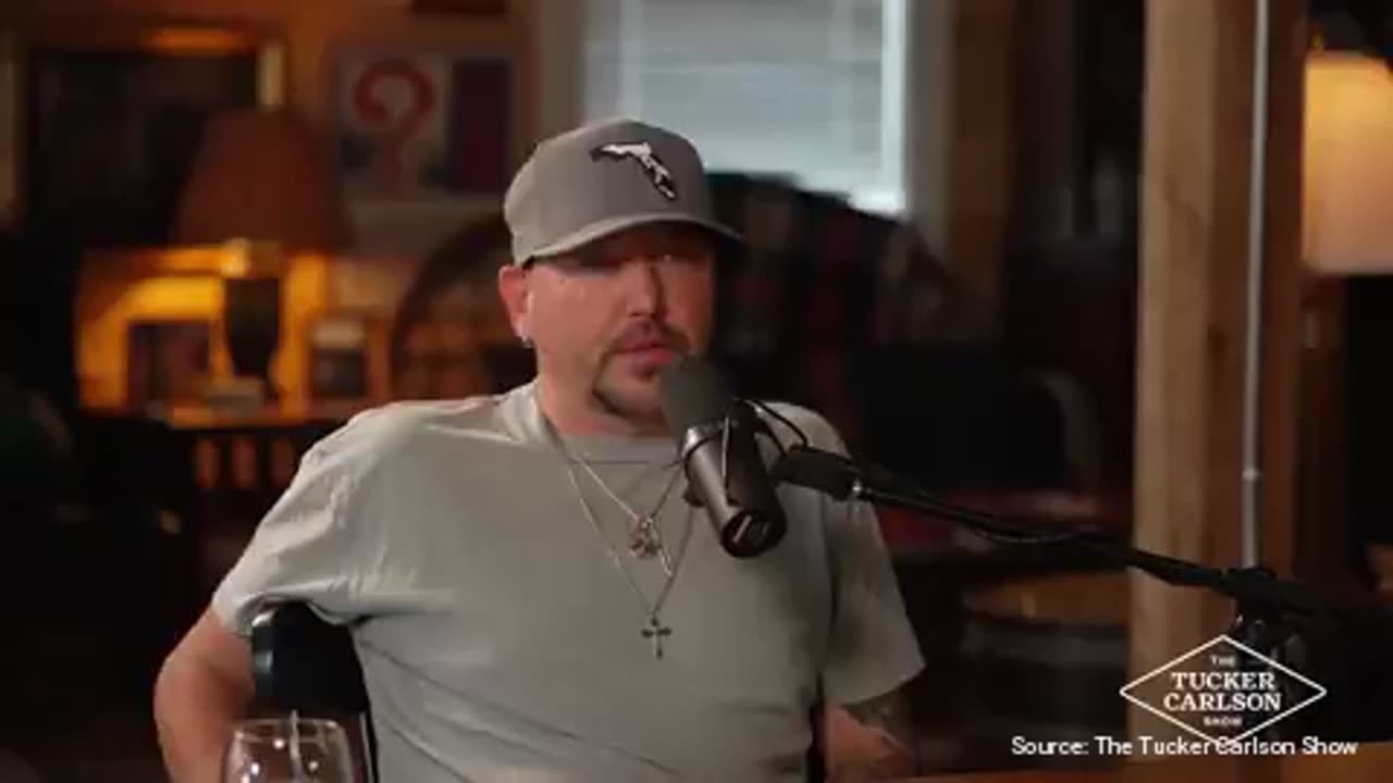 Country Superstar Says Trump is a “Cool Guy” Who Will Steer America in the Right Direction