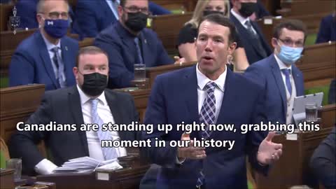 Trudeau Gets Booed and Hissed as He Runs Away from Questions