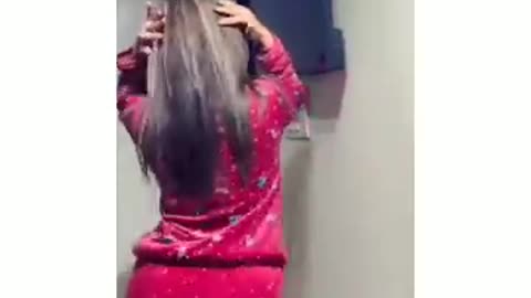 Anjali Arora Hot Dance Instagram Reels