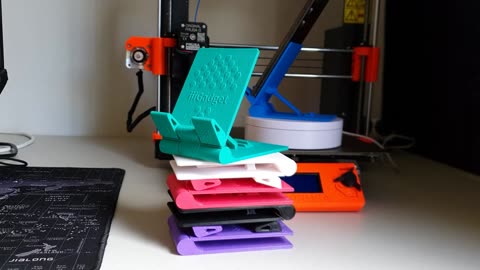 3D Printed Smartphone Stand