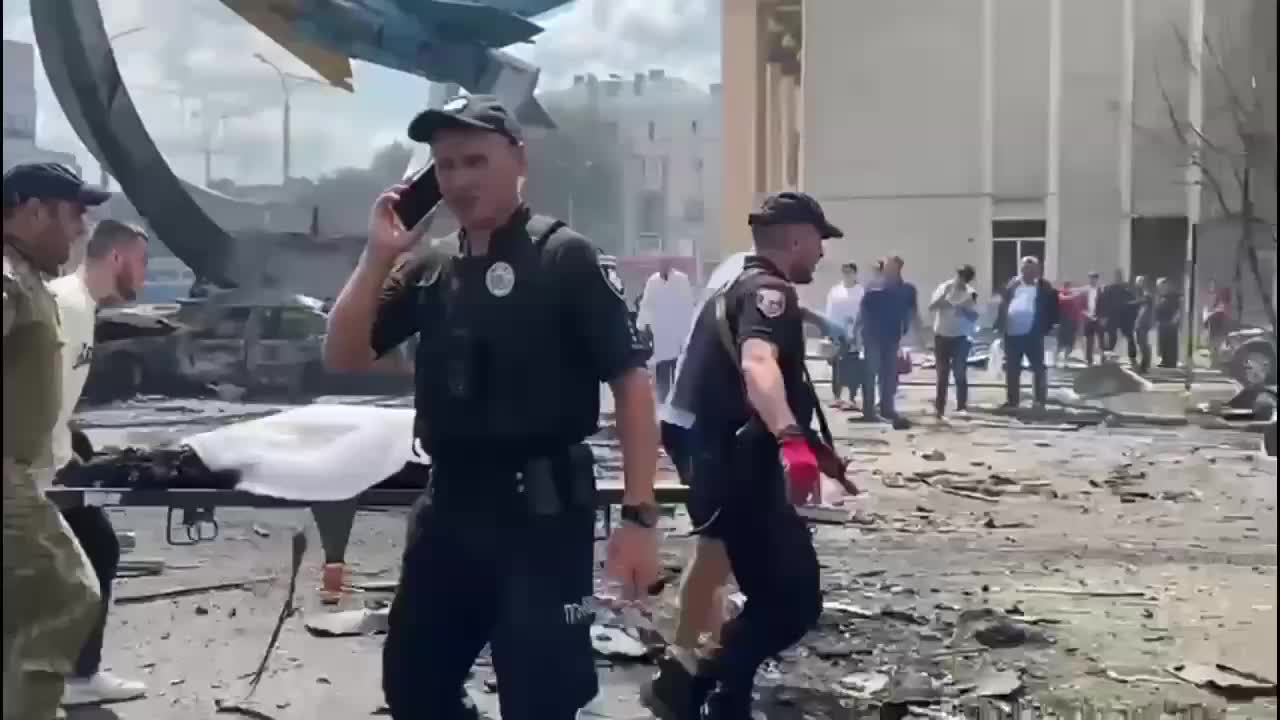 IN VINNYTSIA, THE SPECIAL SERVICES CONTINUE TO CLEAR THE RUBBLE AFTER THE MORNING ATTACK ON THE DOWNTOWN