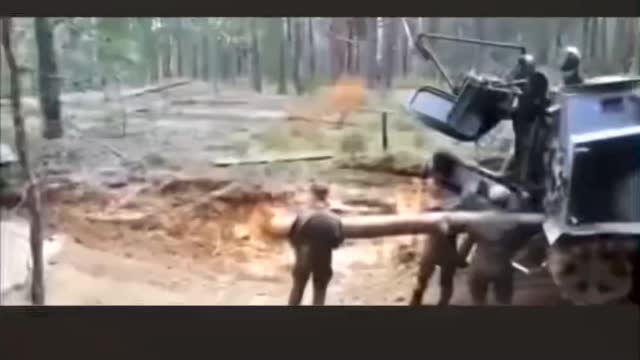 Russian soldier is almost decapitated